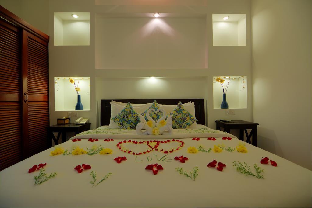Central Boutique Angkor Hotel Сіємреап Екстер'єр фото