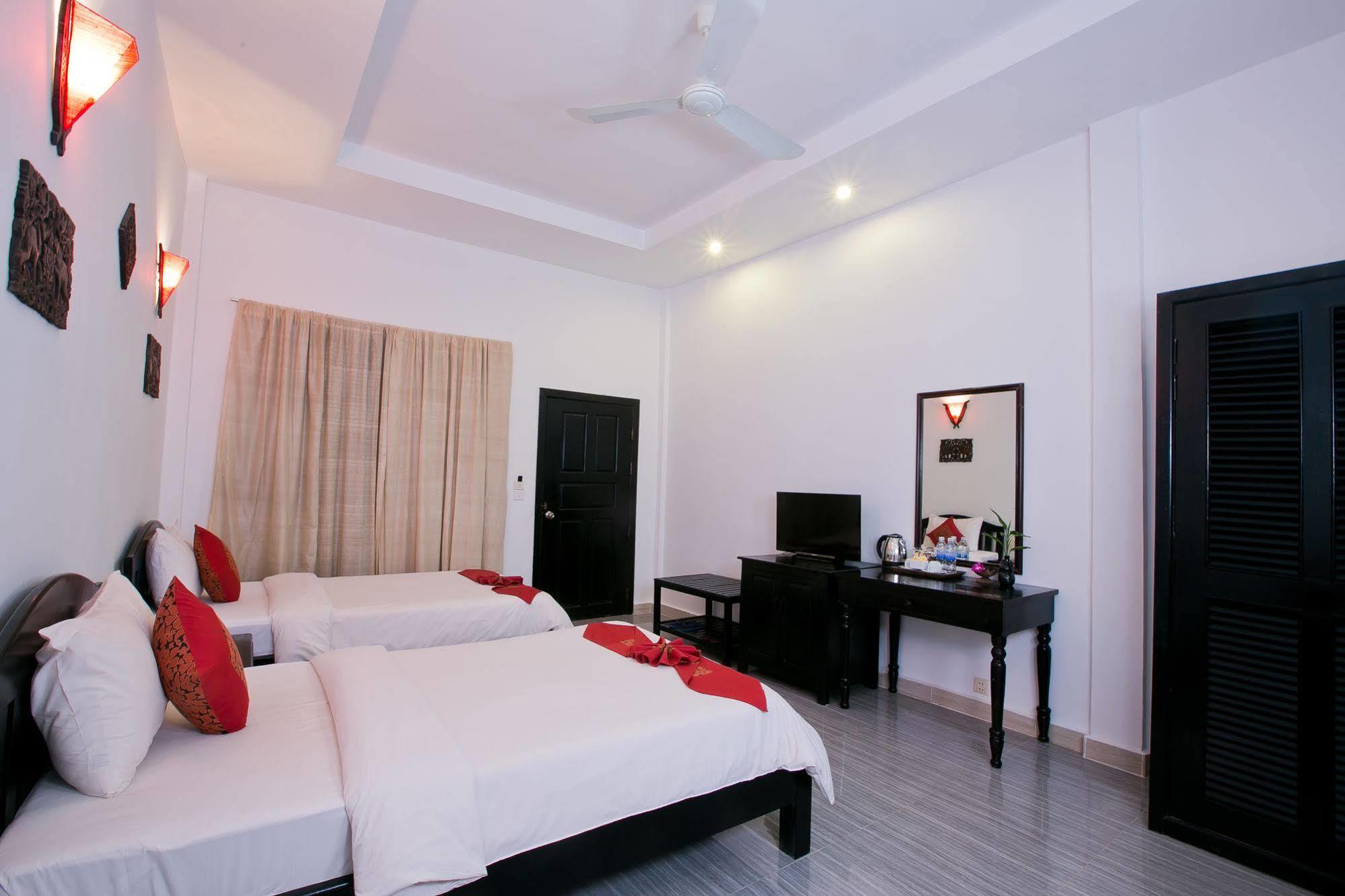 Central Boutique Angkor Hotel Сіємреап Екстер'єр фото